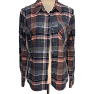 Patagonia organic cotton flannel button down plaid shirt Size 6